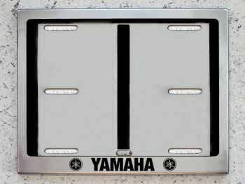 Номерная рамка квадроцикла снегохода для номера с надписью Yamaha Ямаха из нержавеющей стали