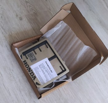 Номерная рамка Honda мотоцикла новый ГОСТ (маленькая)