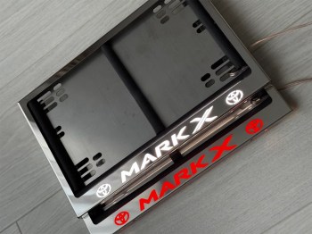Квадратная номерная рамка Mark X из нержавеющей стали с подсветкой надписи