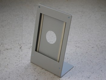 Настольная рамка для планшета защитная металлическая